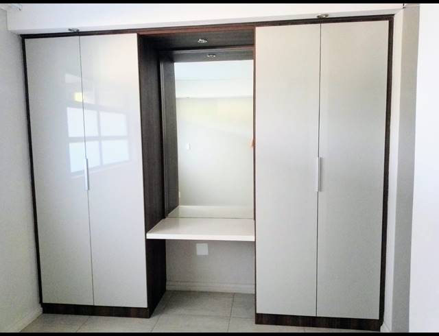 2 BEDROOM APARTMENT FOR SALE IN MENLO PARK